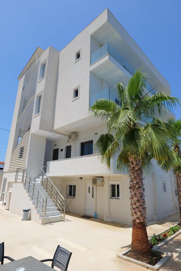 Kuburi Hotel Ksamil Exterior photo